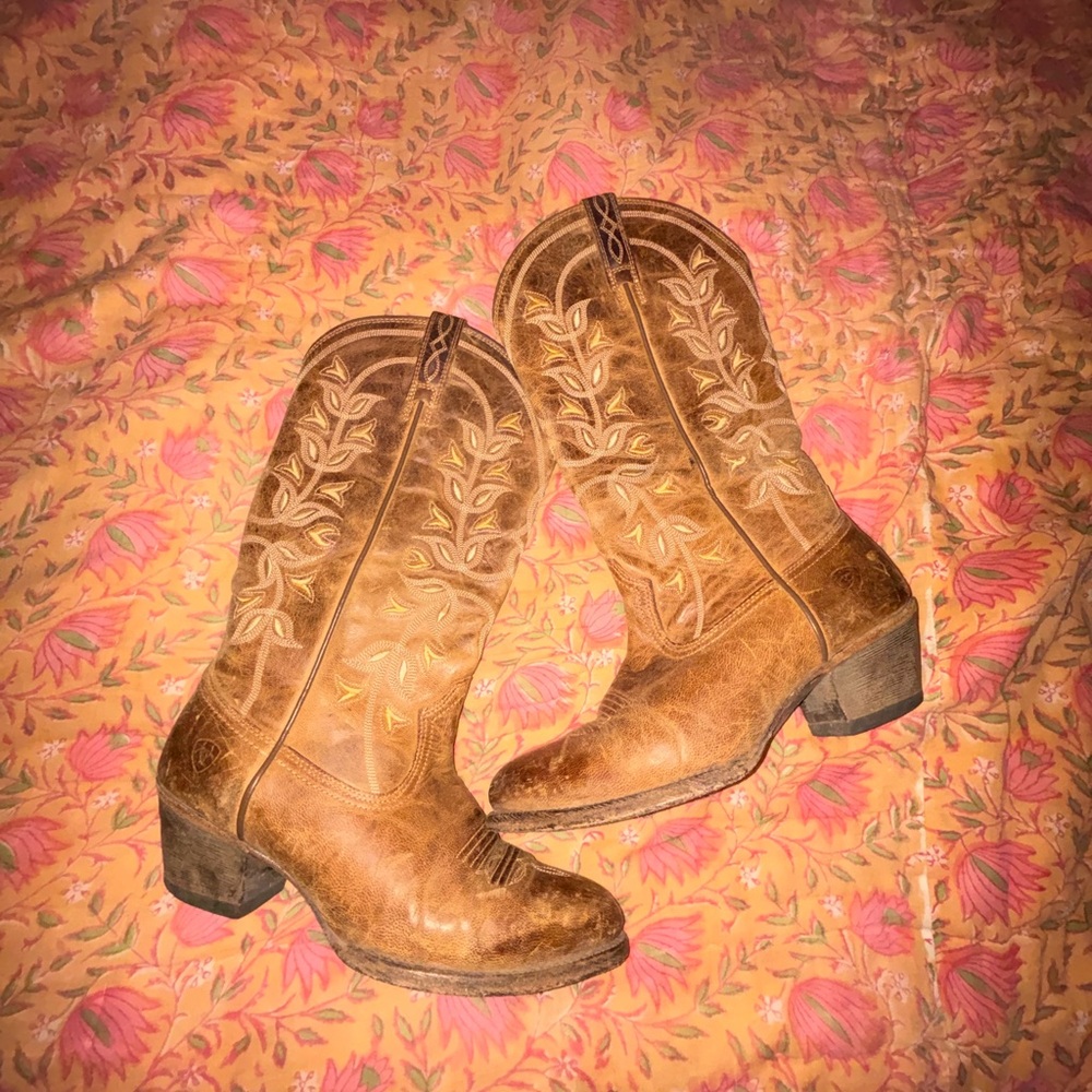 Ariat Brown Western Cowboy Boots
